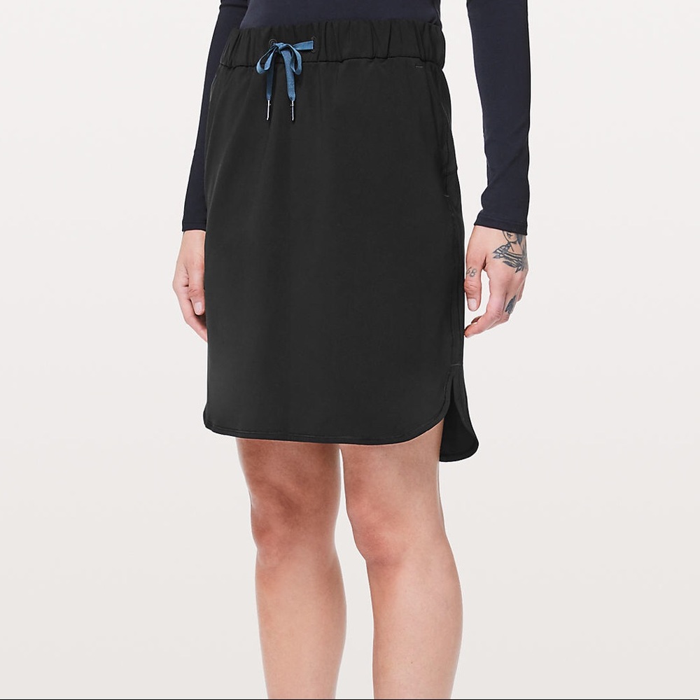 Lululemon On The Fly Skirt 21”